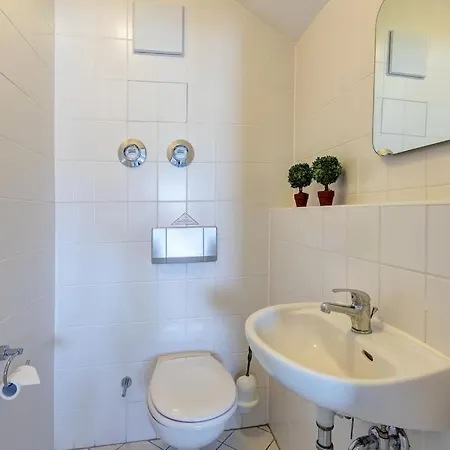 Grosse Schoene 3 - 100 Qm - In Strandnaehe Fuer 6 Personen!! דירה *