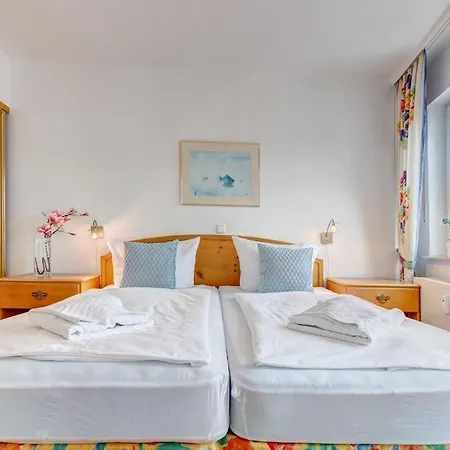 Grosse Schoene 3 - 100 Qm - In Strandnaehe Fuer 6 Personen!! דירה