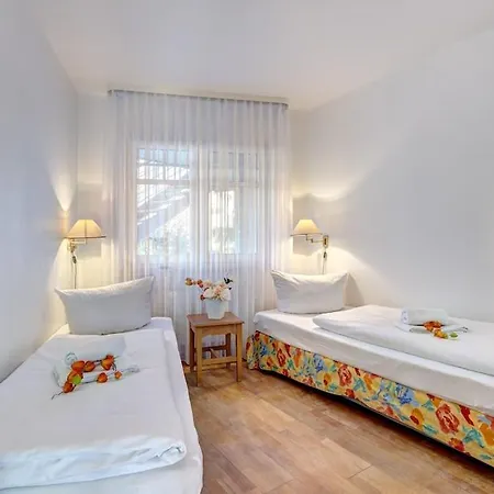 Grosse Schoene 3 - 100 Qm - In Strandnaehe Fuer 6 Personen!!